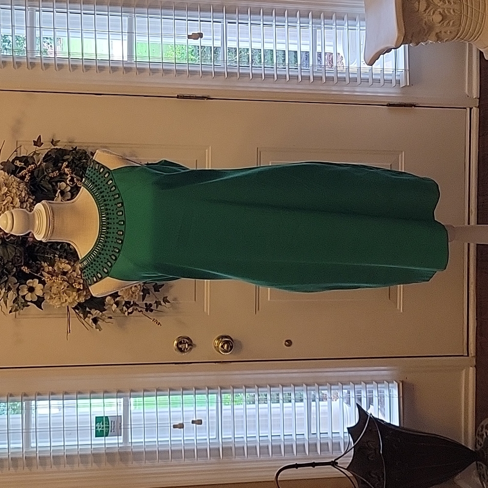 Kim Rogers green sheath dress sleeveless beaded neckline stretch pockets 10 EUC…